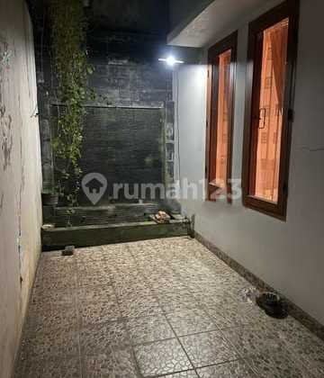 Ready-to-Occupy House in Nusaloka BSD Tangerang, Strategic Location, Negotiable 2