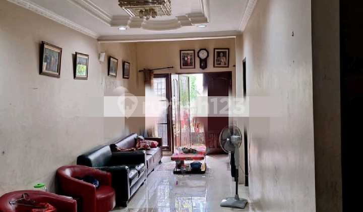 Rumah Siap Huni di Taman Royal 3 Tangerang Lokasi Strategis Rumah Siap Huni di Taman Royal 3 Tangerang Lokasi Strategis