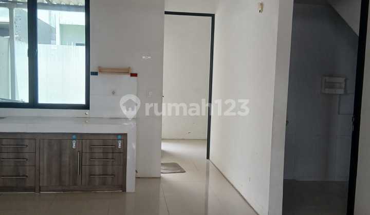 For Rent 2-Story House Alma Citra Garden Puri 2