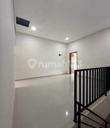 Rumah Siap Huni di Kav Dki Jakarta Barat Lokasi Strategis Nego