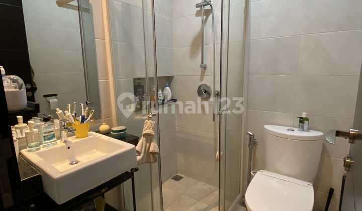 For Sale 2-Story Fully Furnished House in Green Village Cipondoh Tangerang 2