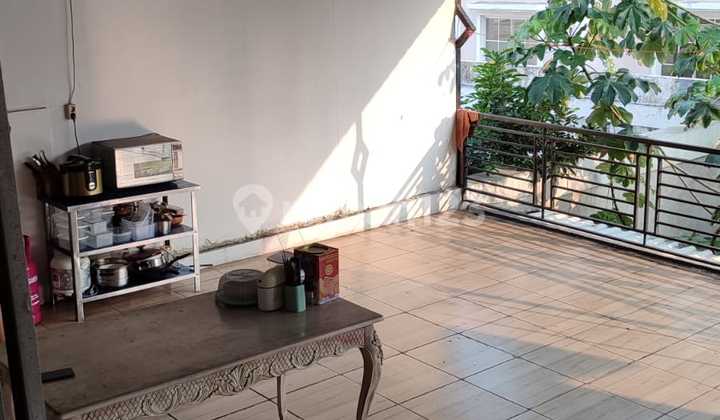 Dijual Rumah Mewah 3lt Eropa Greenlake City 2