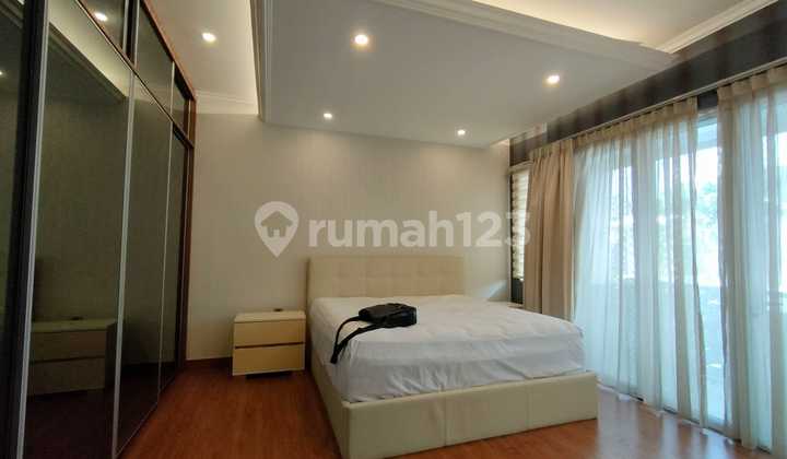 Dijual Rumah Mewah Furnish Green Lake City
