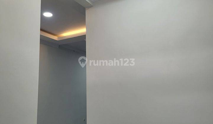 Rumah Full Renov 2 Lantai Poris Indah Tangerang 1