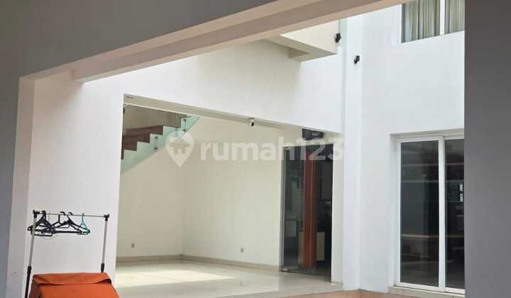 Disewakan Rmh Mewah 2Lt Kosambi Baru Jakbar