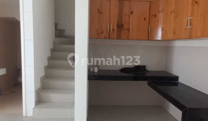 Disewakan Rmh 2Lt West Europe Green Lake City