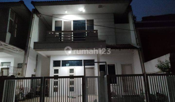 Rumah Megah 2 Lantai Griya Permata (seberang Metland Puri)  2