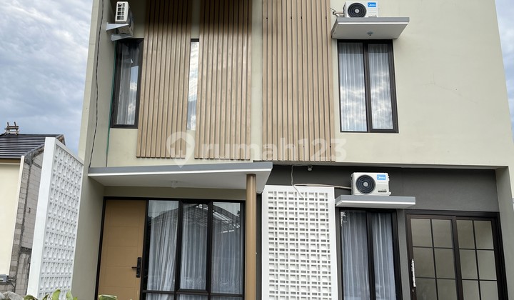 Villa 800 Jutaan Free Management, 3 Menit Selecta