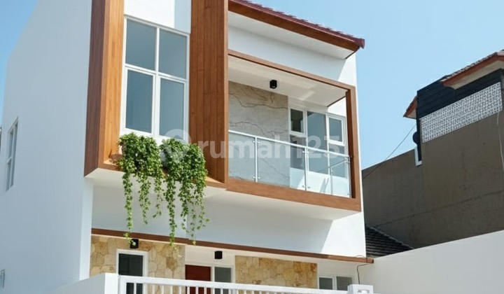 Kos Poros Jalan Ring 1 Kampus Umm Malang, Free Management Kos