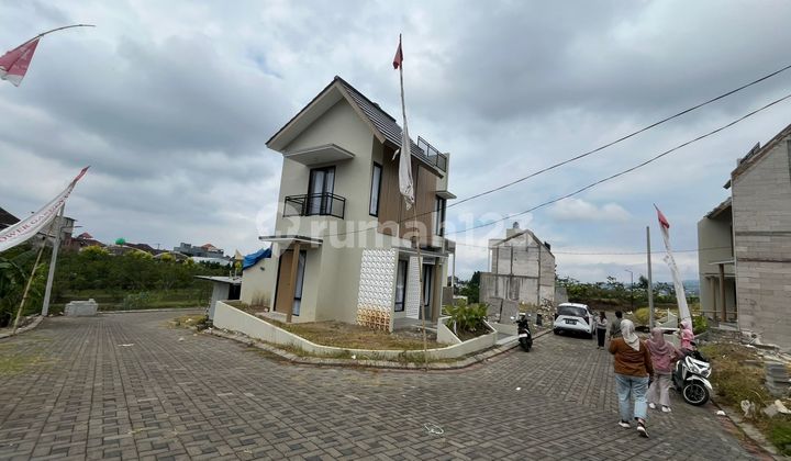 Villa Dijual 7 Menit Alun-Alun Batu Bonus Full Furnish