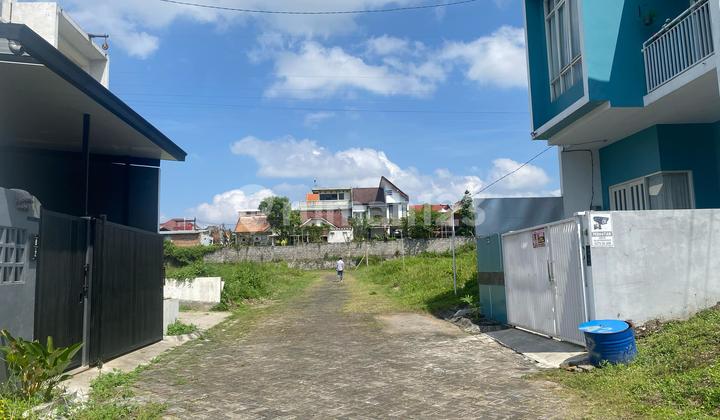 The land behind the University of Muhammadiyah Malang is suitable for boarding houses.