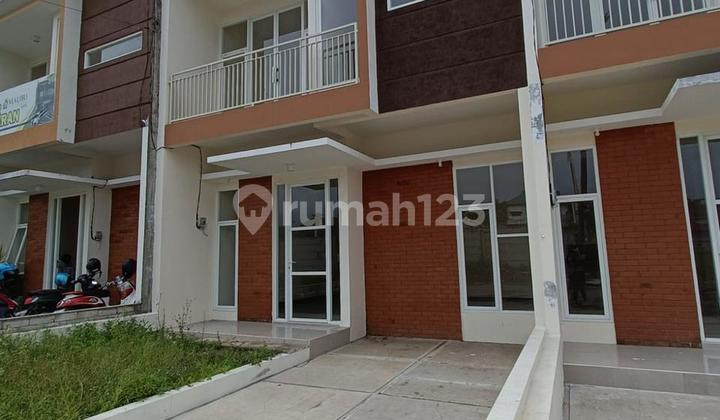 Premium Villa Ready for Turnover in 3 Minutes, East Java Park 3 Batu Malang 2