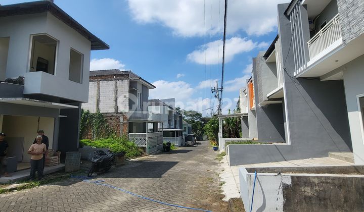 Rukost Premium 3 Menit Kampus UMM Malang Tegalgondo 1