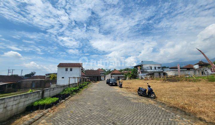 Dijual Villa Mewah di Malang Batu Free Furnished Dekat Jawa TImur Park 3 2