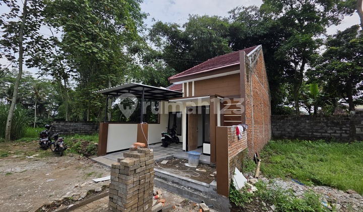 House for Sale 2 Minutes from Gor Ken Arok Malang Buring House for Sale 2 Minutes from Gor Ken Arok Malang Buring