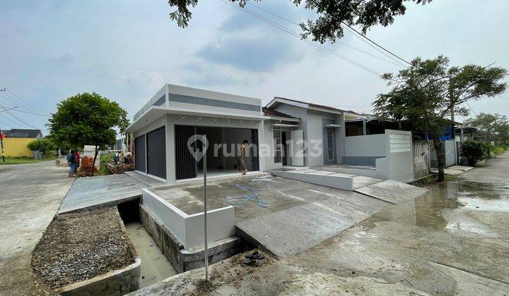 Rumah Plus Tempat Usaha 2 Pintu 1