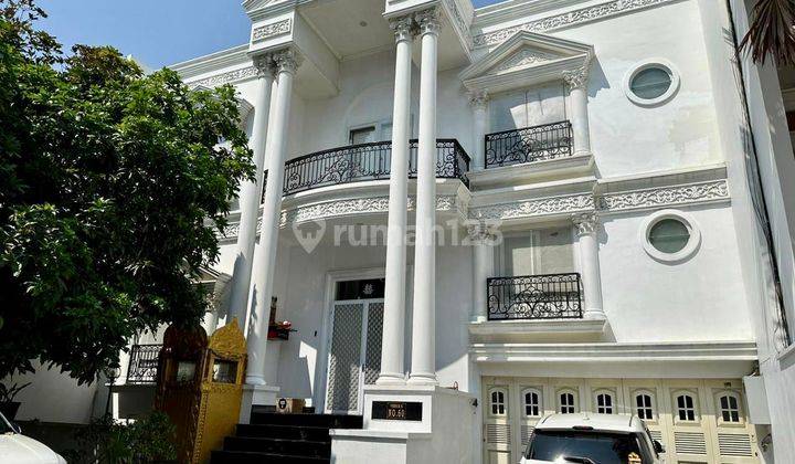 Rumah Pik Kuda Laut Mediterania Boulevard Venice 14x18  1