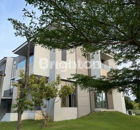 Rumah Pik Golf Island Piano Hoek View Danau 12x25