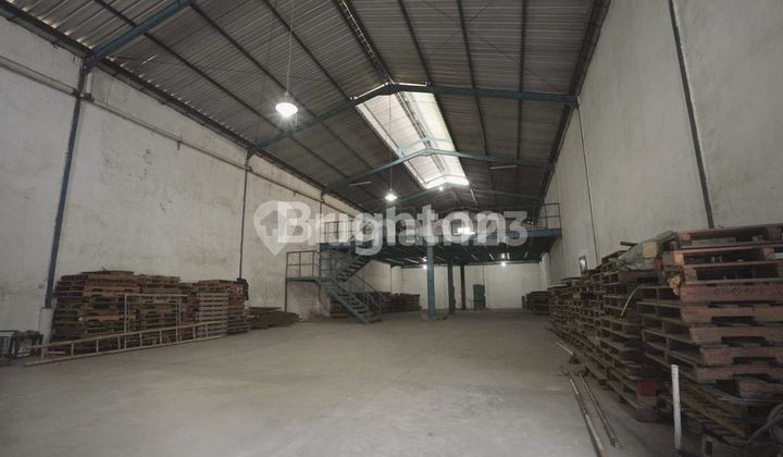 WAREHOUSE DAAN MOGOT 500M WAREHOUSE DAAN MOGOT 500M