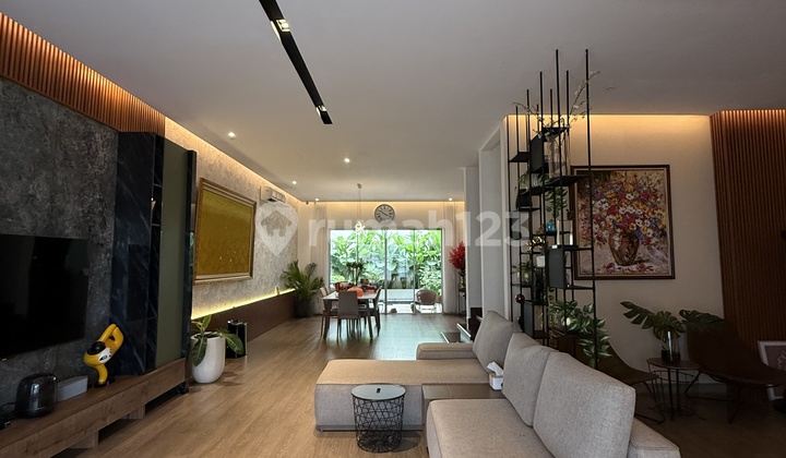 Rumah Pik Golf Island 8X25 Full Furnished Interior 2