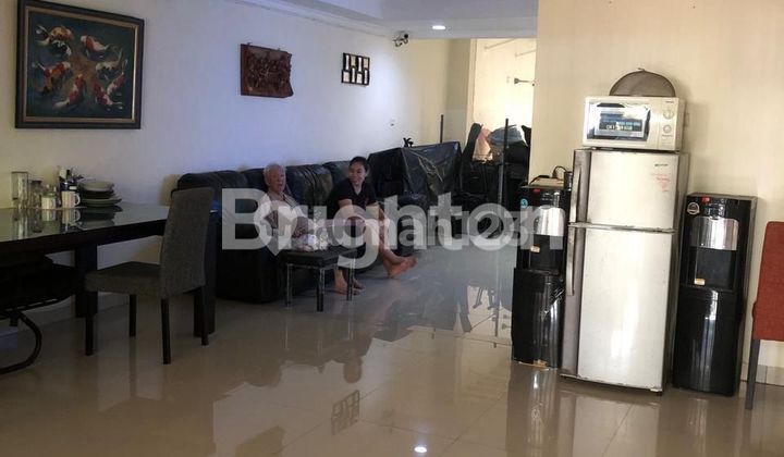 RUMAH PIK KATAMARAN INDAH 9x25 VIEW TAMAN 2