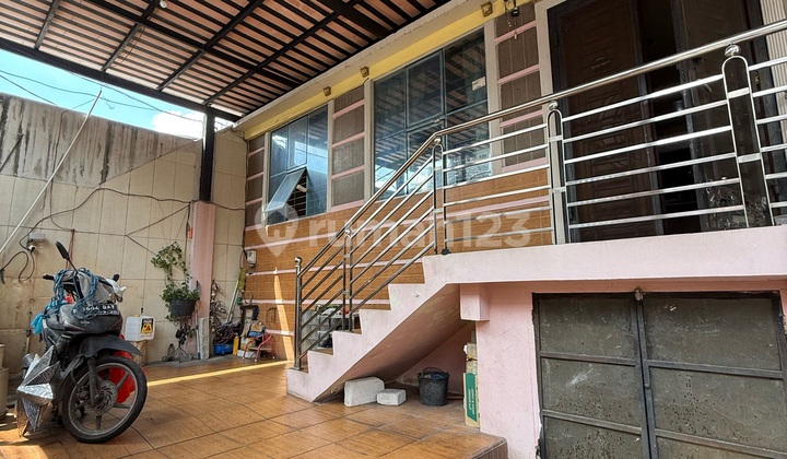 Jelambar House 10X16 Row Wide Street 2