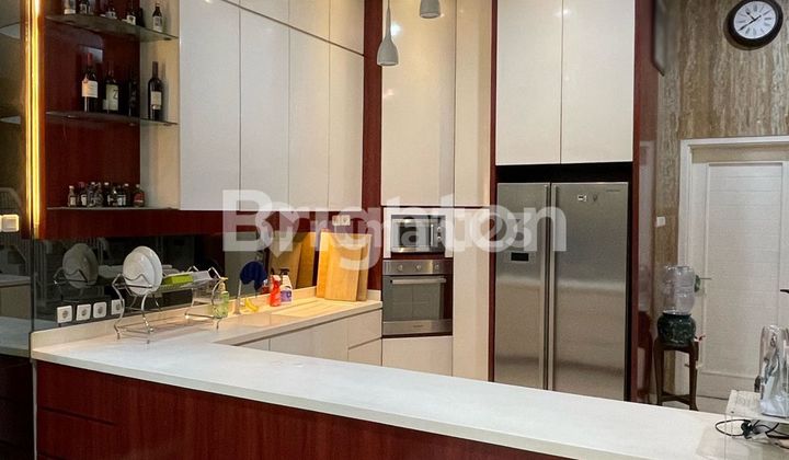 RUMAH PIK CROWN GOLF FULL FURNISHED VIEW DANAU 2