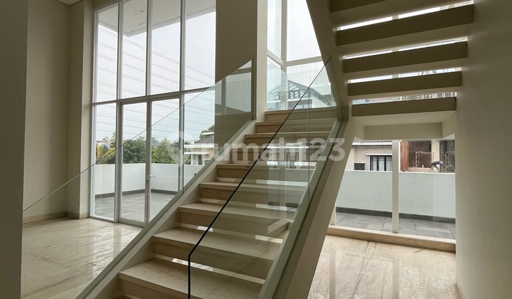 Rumah Pik Kuda Laut Mediterania Boulevard Florence 13x20 Brand New 2