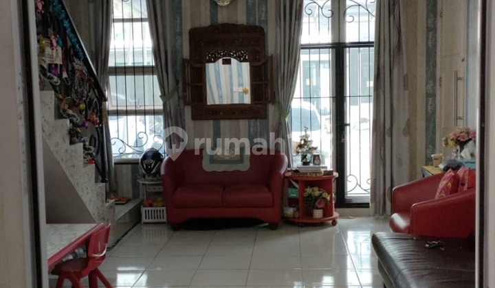 For Sale Fast And Cheap, Neat And Well-Maintained House In Gading Serpong