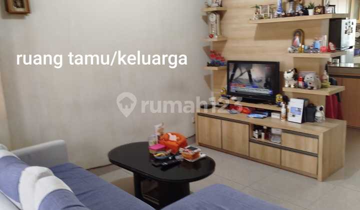 Dijual Cepat Rumah Rapi Sektor 7c, Gading Serpong