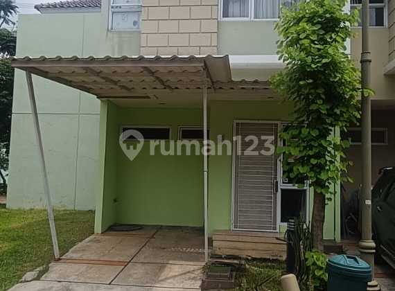 Disewakan Rumah Virginia Village, Gading Serpong Disewakan Rumah Virginia Village, Gading Serpong