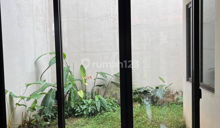 Disewakan Rumah Cluster Illustria, Eminent Bsd 2