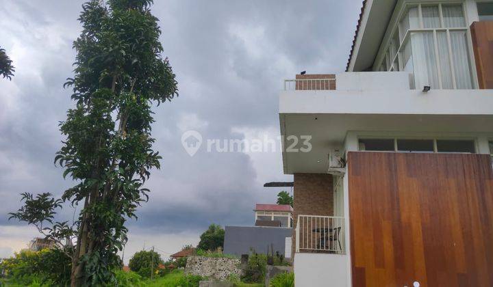 Villa Premium Amartahills Kota Batu 1