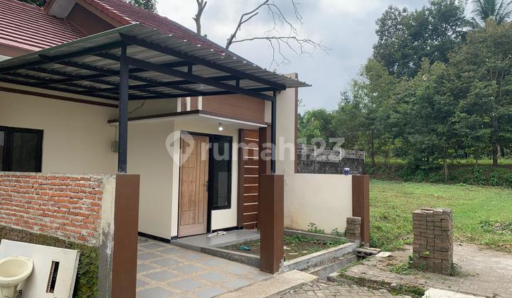 Affordable House in Malang City, 5 Minutes to Ken Arok Sports Hall and City Center 2