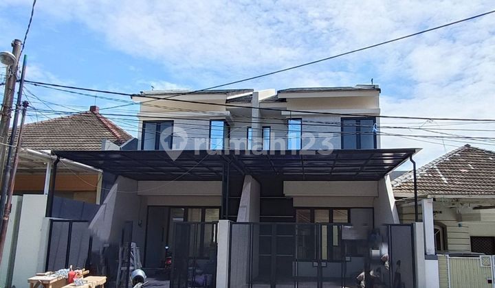 Rumah baru di Perum pondok candra surabaya 2 Lantai SHM Selatan