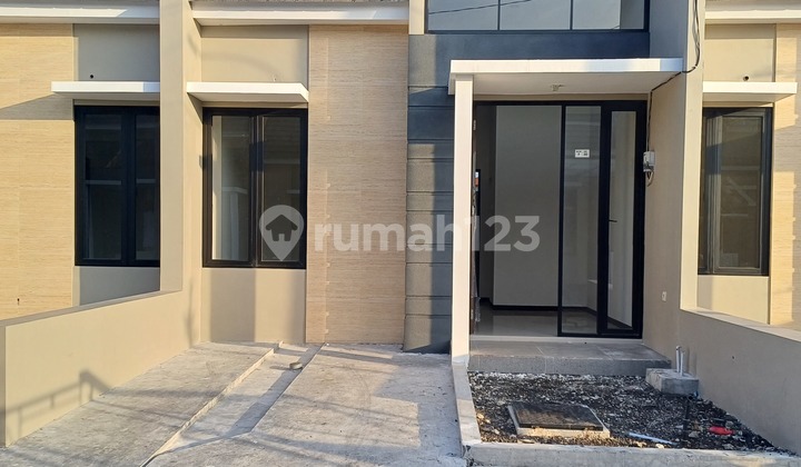 Rumah Baru Di Rungkut Surabaya Dekat Rungkut Industri, Unair, Rumah Sakit Dokter Soetomo Surabaya Promo Disc Di Bulan September 2025