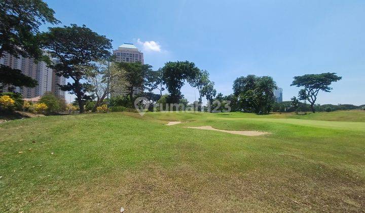 Rumah Mewah Golf View Peninsula Golf Bukit Darmo Golf Surabaya Dekat Citraland, Graha Family, Pakuwon Indah, 2