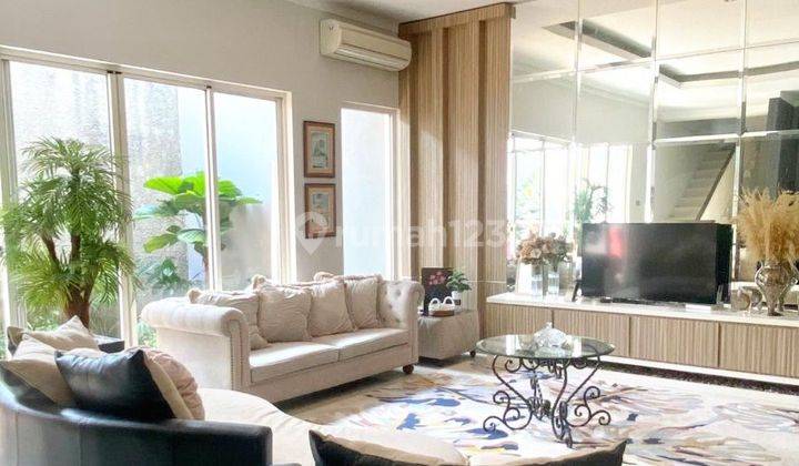 RUMAH CANTIK MODERN FULL FURNISHED SIAP HUNI 1