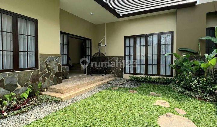 MODERN TROPICAL HOUSE SIAP HUNI AREA BINTARO  2