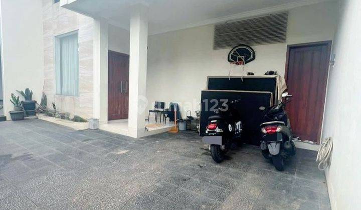 RUMAH CANTIK SIAP HUNI DI LOKASI STRATEGIS 1