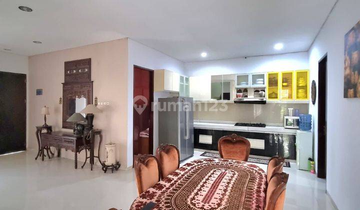 RUMAH CANTIK MODERN & ASRI POSISI DI HOEK 2