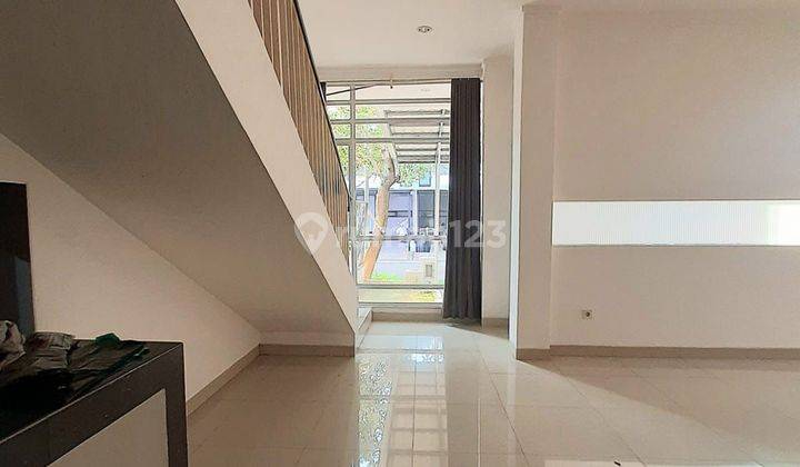 RUMAH MODERN MINIMALIS 2 LANTAI SIAP HUNI 2