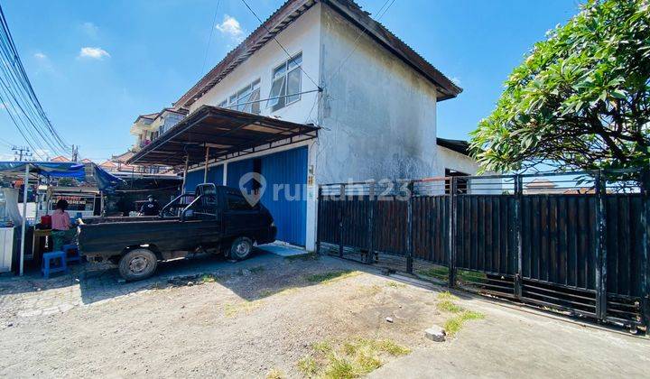 Disewakan Ruko Dengan Ruang Besar Fasilitas Kantor 1