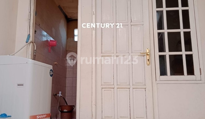 Lippo Cikarang Ready-to-Occupy Homes, Cool and Lush