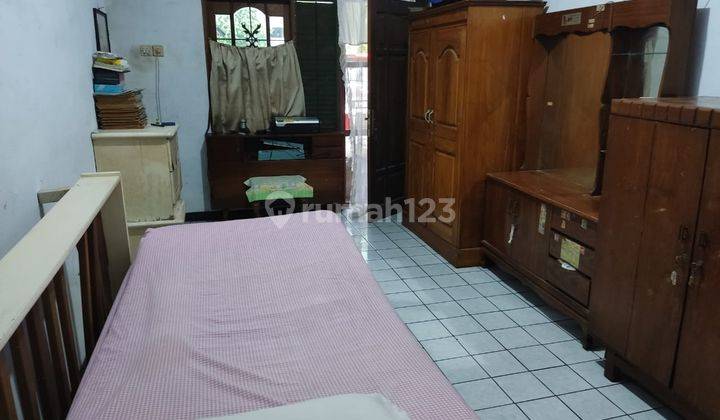 Rumah Murah Dibawah Pasaran Plus Kost 4 Pintu Startegis Dijaksel 2