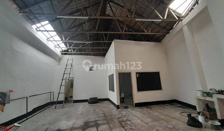 Ruko Ex Showroom Mobil Siap Pakai Startegis di Duren Sawit  2