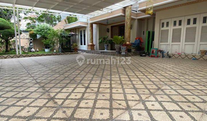 Rumah 2 Lantai Mewah Full Furnished Siap Huni Bagus di Eramas  1