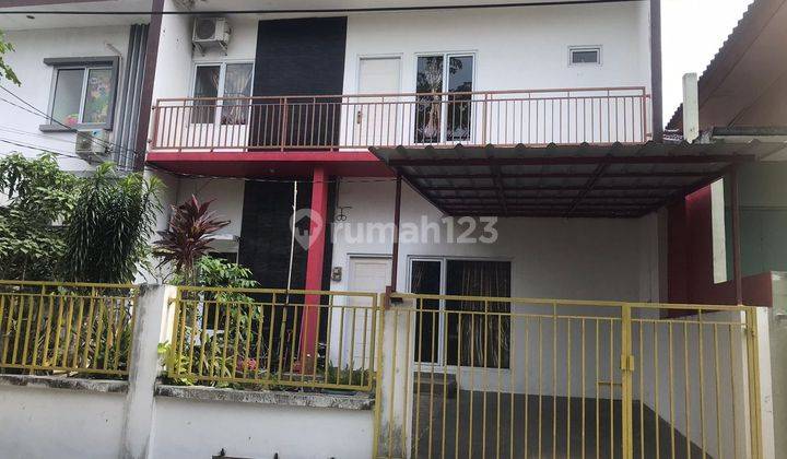 Rumah 2 Lt Minimalis Siap Huni Startegis di Perum Graha Raya  1