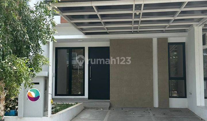 Rumah 2 Lantai Startegis Siap Huni Ful Renov di Cluster Lavesh Hi 1