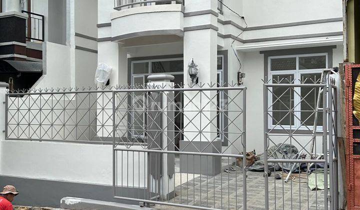 Rumah 2 Lt Bangunan Baru Siap Huni Startegis di Permata Depok 1